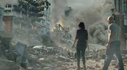 Dwayne Johnson amidst the devastation in the top action movie of 2015 San Andreas